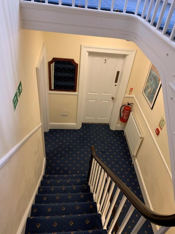 Hotel Peregrine House à Cantorbéry Extérieur photo