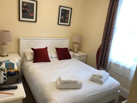 Hotel Peregrine House à Cantorbéry Extérieur photo